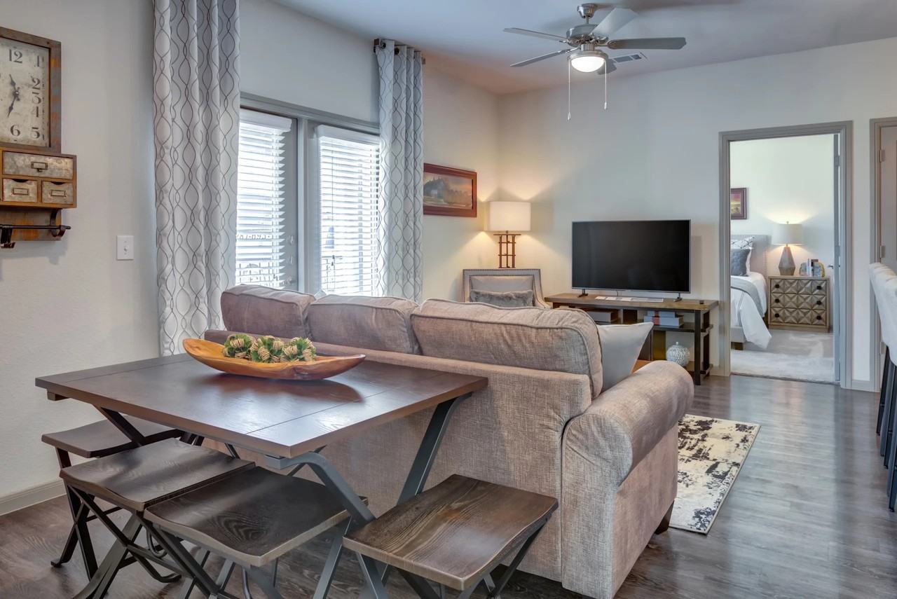 GABRIELS BLUFF & - Photo 2 of 23