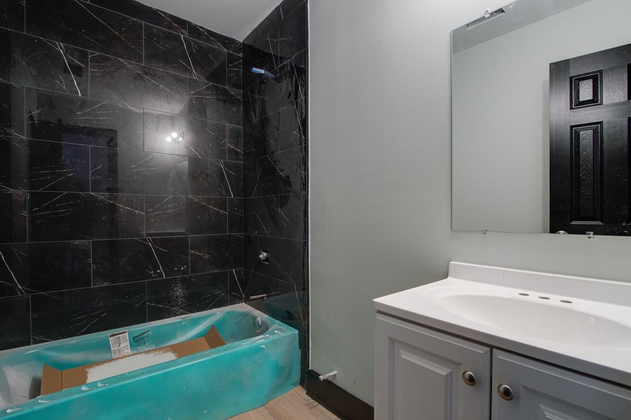 1669 Baine Ave #1 - Photo 5 of 12