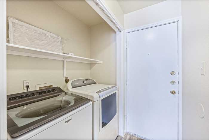 9607 Nightjar Dr #B - Photo 6 of 15