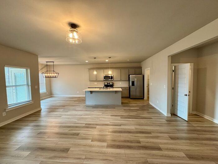 336 Shady Ln - Photo 7 of 22