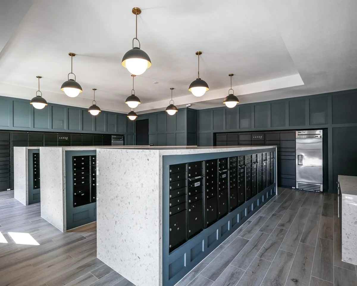 RONALD REAGAN & - Photo 7 of 12