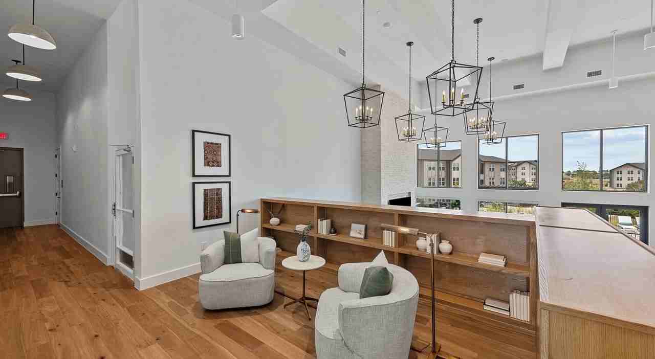 & #B6-6 - Photo 3 of 26