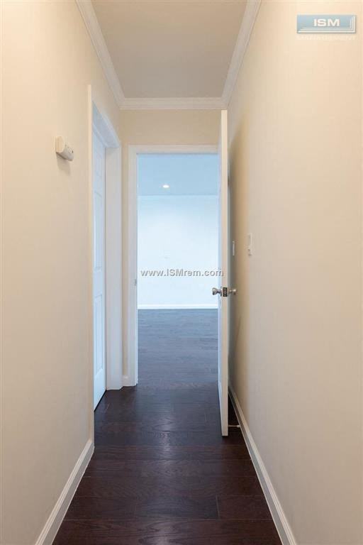 1222 W. 39th - Photo 3 of 21