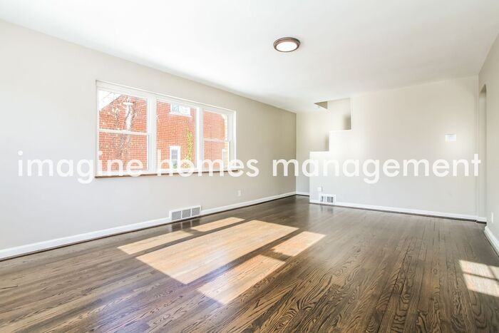 2750 Byrneside Dr - Photo 5 of 19