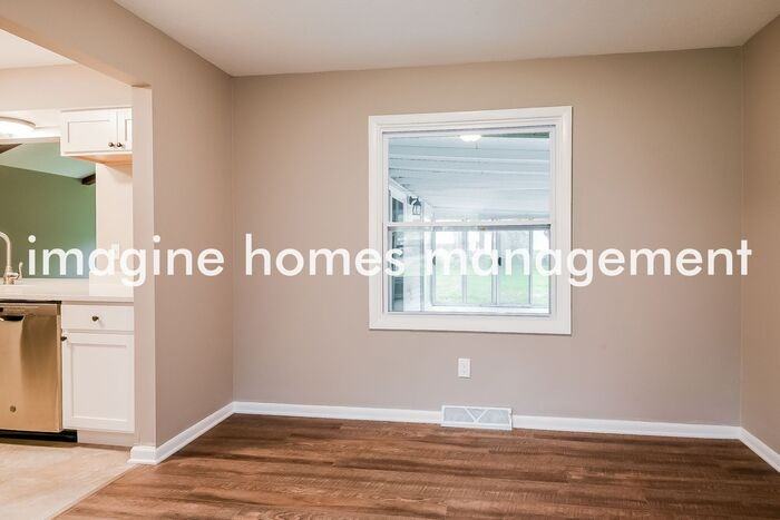 6948 Chadbourne Dr - Photo 7 of 22