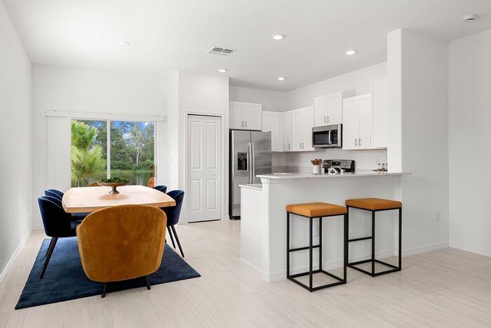 5091 Capri Harbor Dr - Photo 4 of 45