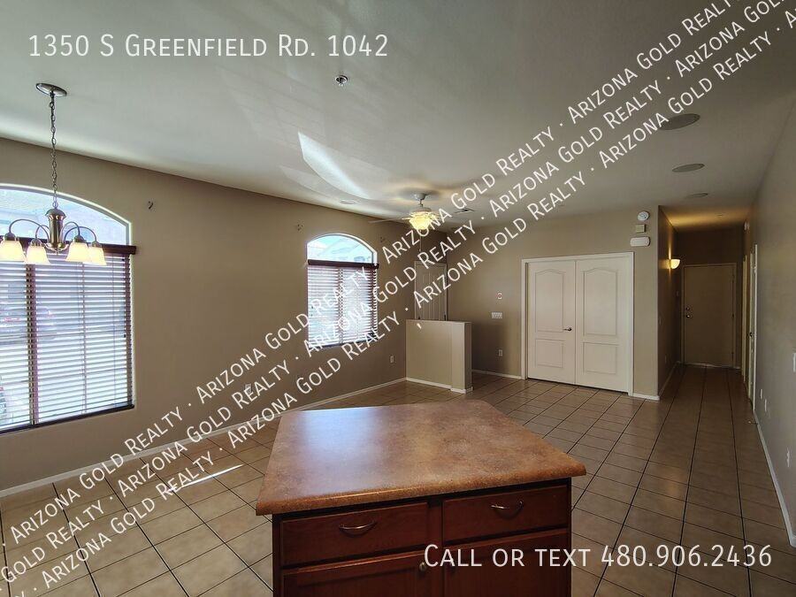 1350 S Greenfield Rd - Photo 4 of 21