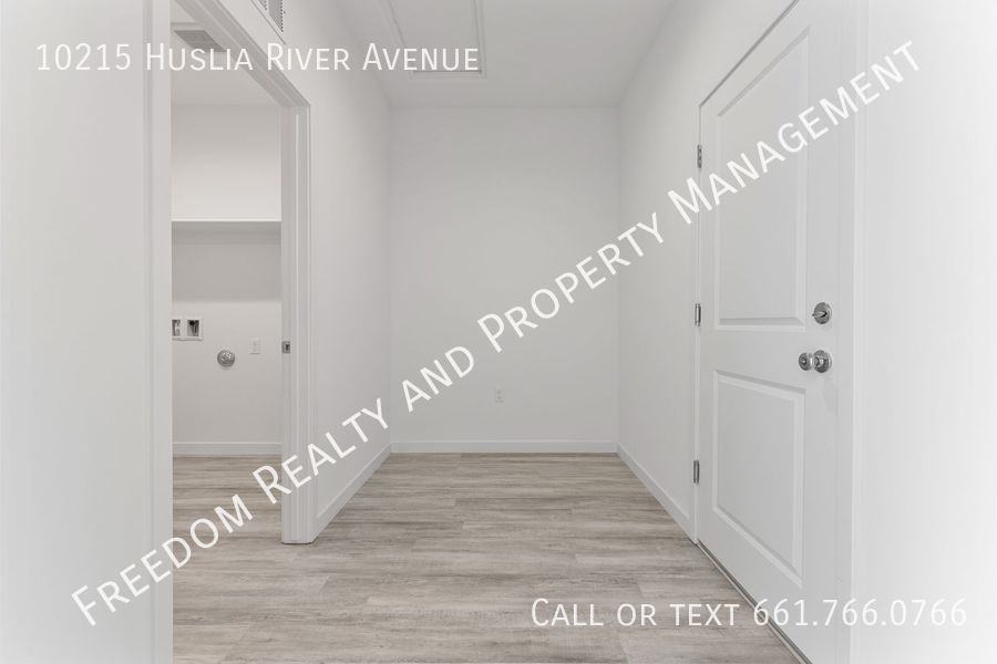 10215 Huslia River Ave - Photo 2 of 24