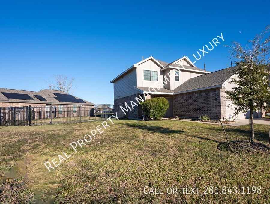 5403 Rosser Ruby Way - Photo 2 of 39