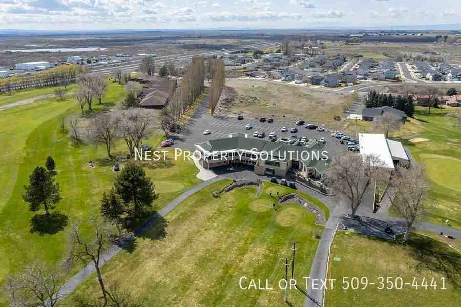 1315 Nanto Rd Ne #A - Photo 4 of 37