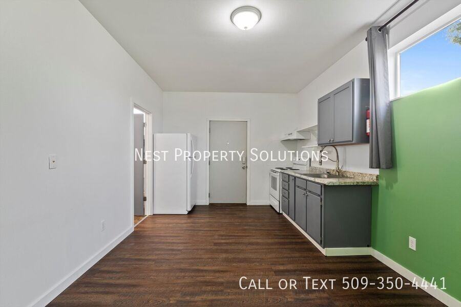 7458 Bouldercrest Rd Ne - Photo 2 of 6