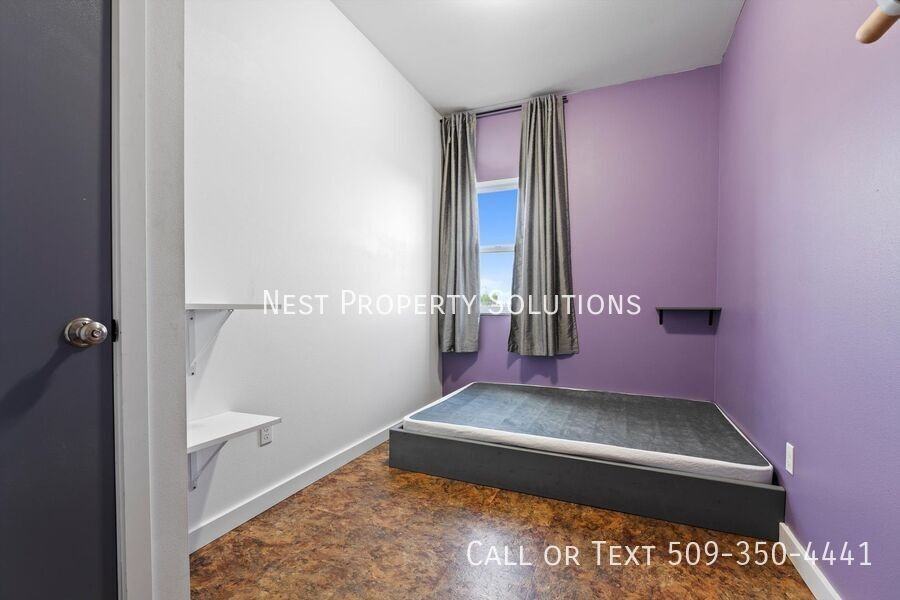 7458 Bouldercrest Rd Ne - Photo 3 of 6