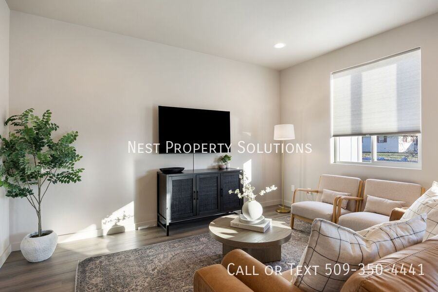 370 Ivy St Ne #E24 - Photo 7 of 19