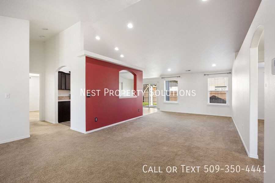 814 S Wilder St - Photo 6 of 30