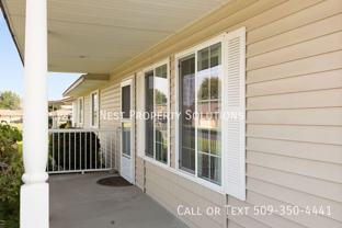 807 Westshore Dr Ne #E18 - Photo 1 of 1