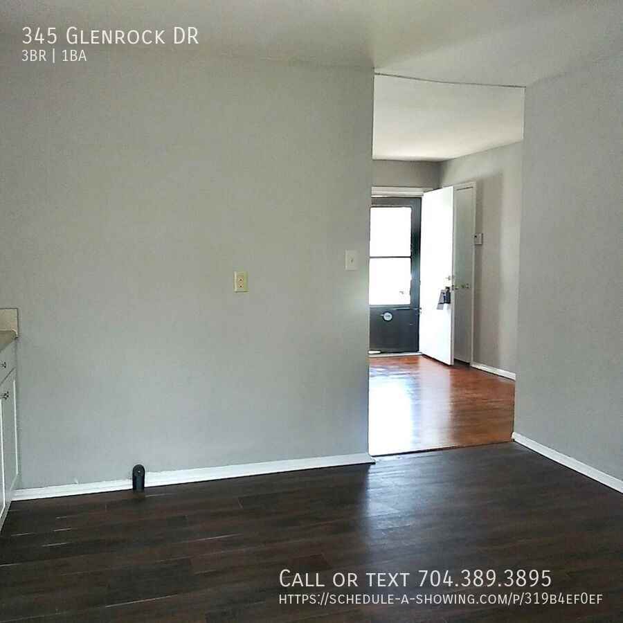 345 Glenrock Dr - Photo 4 of 16