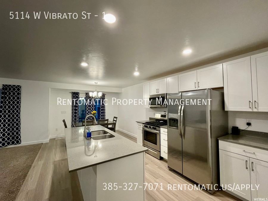 5114 W Vibrato St #1 - Photo 2 of 21