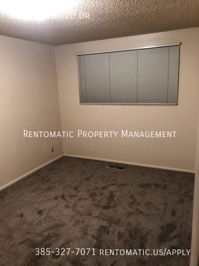 131 Inglewood Dr - Photo 7 of 12