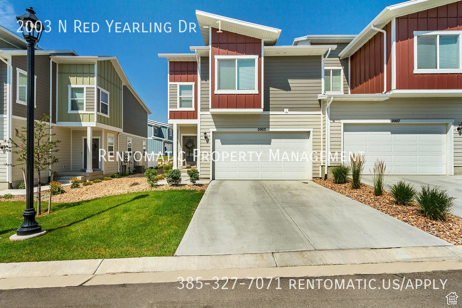 2003 N Red Yearling Dr #1
