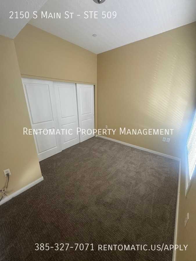 2150 S Main St - Photo 3 of 21