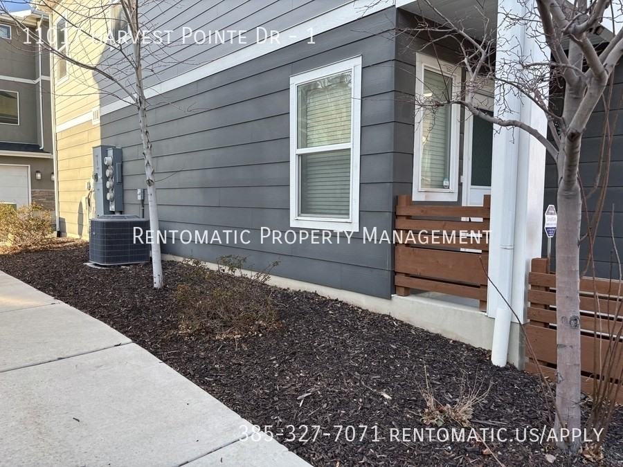 11017 S Harvest Pointe Dr #1 - Photo 3 of 43