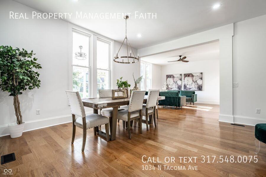 1034 N Tacoma Ave - Photo 5 of 35