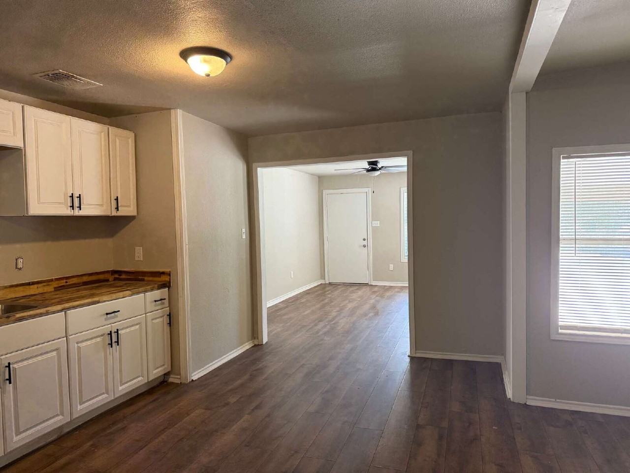 335 Monticello Ct #1 - Photo 4 of 8