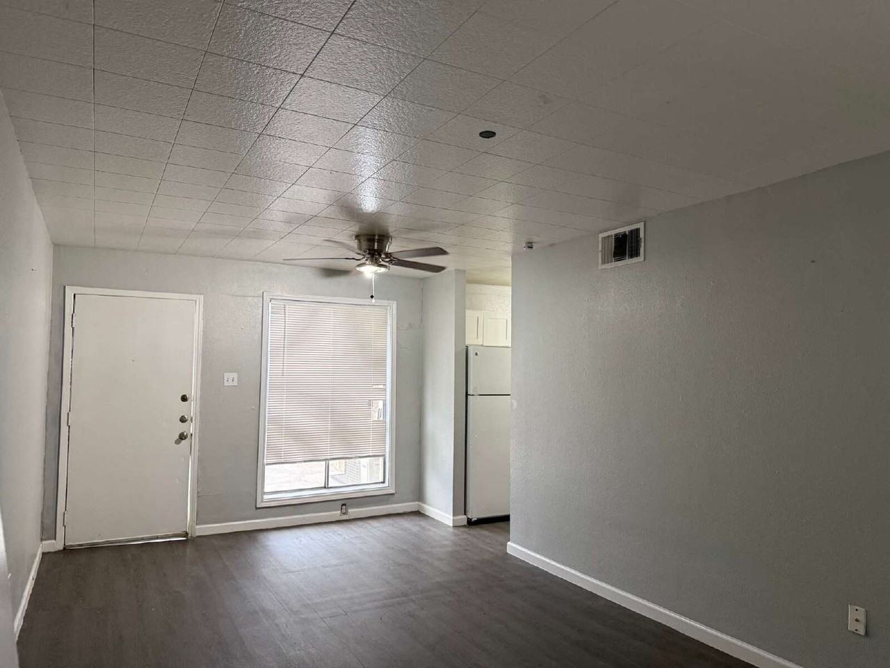 806 Mccauley Blvd #803 - Photo 4 of 10