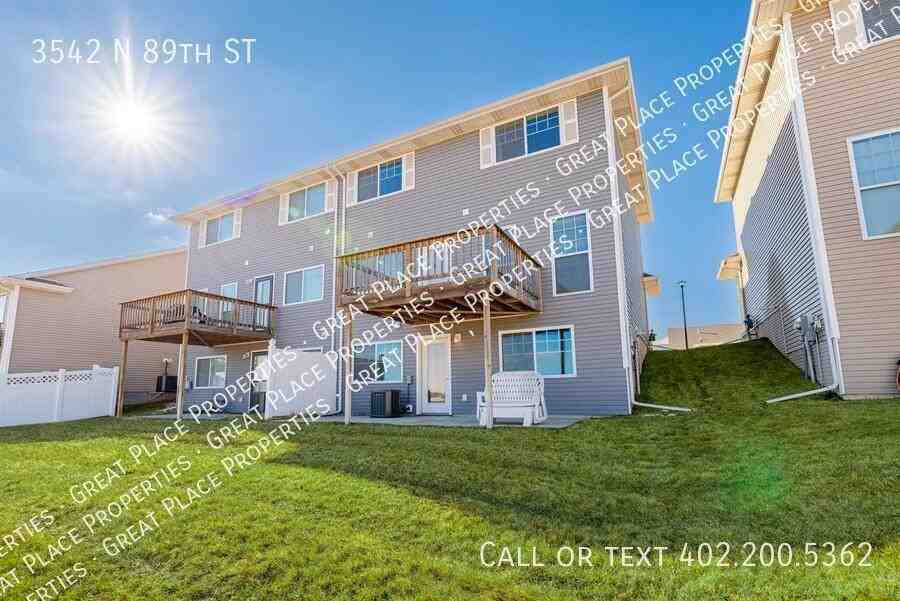 3542 N 89th St - Photo 3 of 50