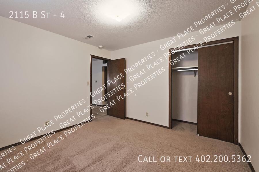 2115 B St #4 - Photo 6 of 17