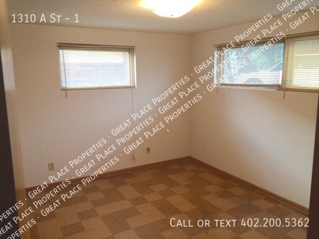 1310 A St #1 - Photo 4 of 8