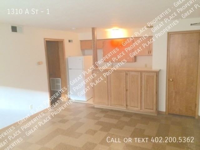 1310 A St #1 - Photo 6 of 8