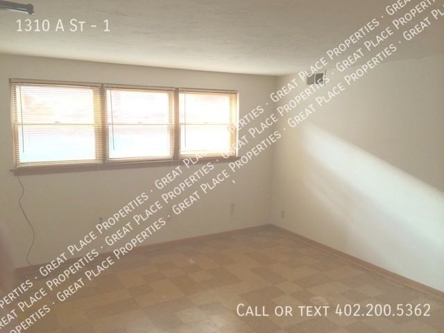 1310 A St #1 - Photo 7 of 8