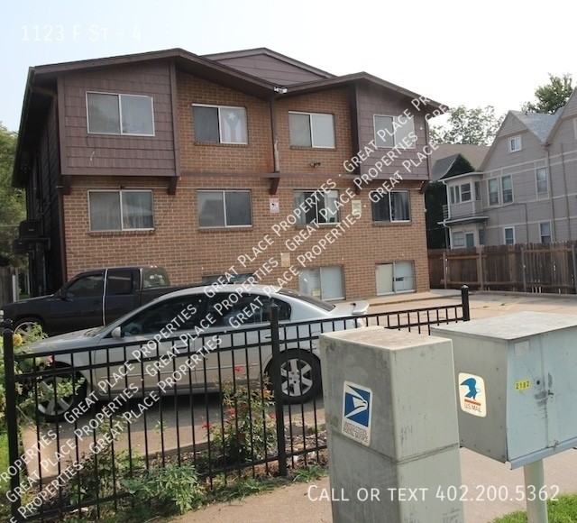 1123 F St #4 - Photo 2 of 15