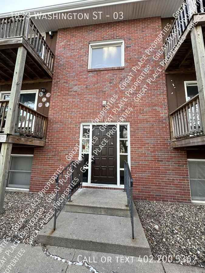 1833 Washington St #03 - Photo 3 of 16