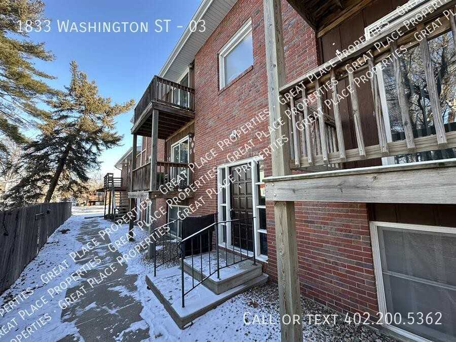 1833 Washington St #03 - Photo 5 of 16