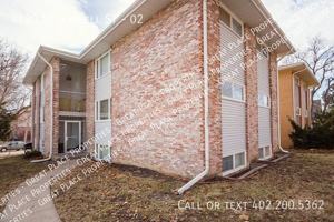 featured image of 4629 Stockwell St #02