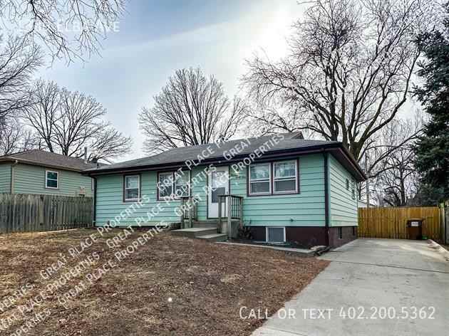 1339 Elba Ave - Photo 2 of 19