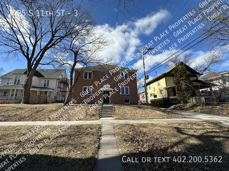 1425 S 11th St #3 - Photo 2 of 20