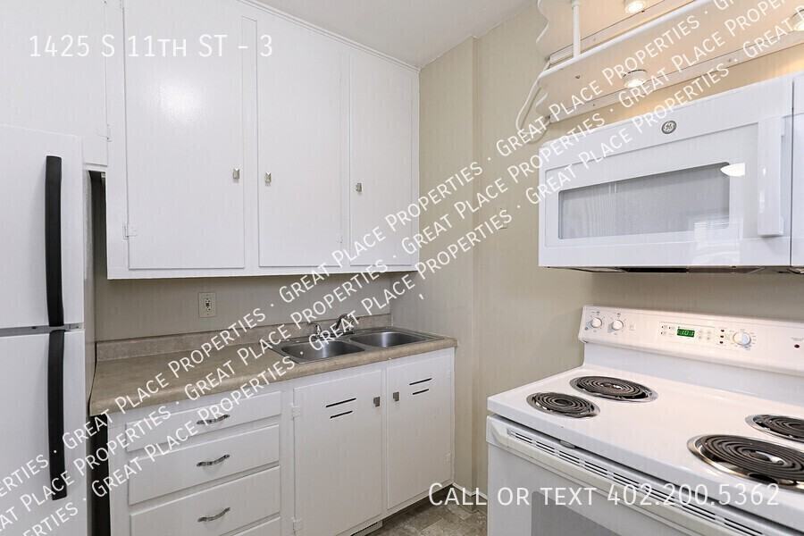 1425 S 11th St #3 - Photo 4 of 20