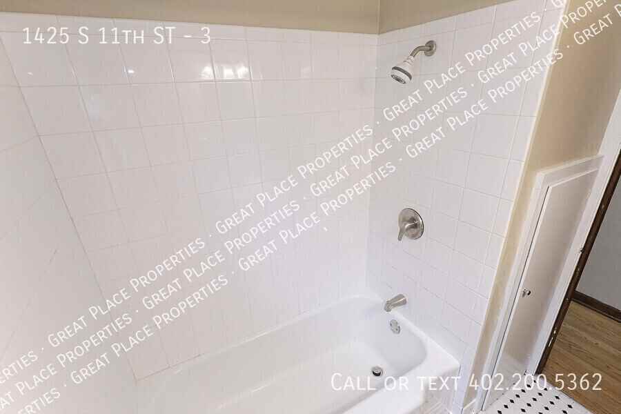 1425 S 11th St #3 - Photo 7 of 20