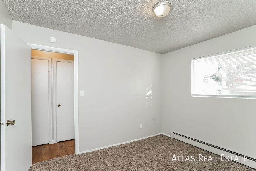 1931 Henderson Ave #2 - Photo 4 of 16
