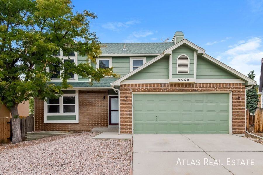 8560 Ilex Dr - Photo 2 of 21
