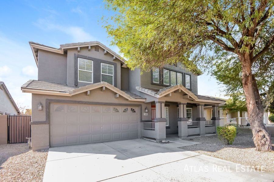 11690 N 153rd Ave - Photo 2 of 20