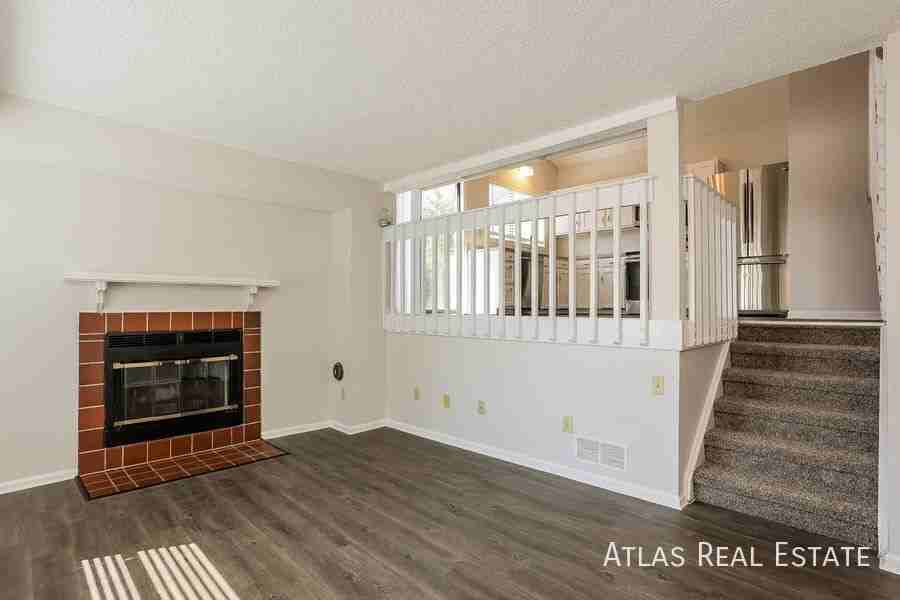 2760 S Sedalia St - Photo 4 of 22