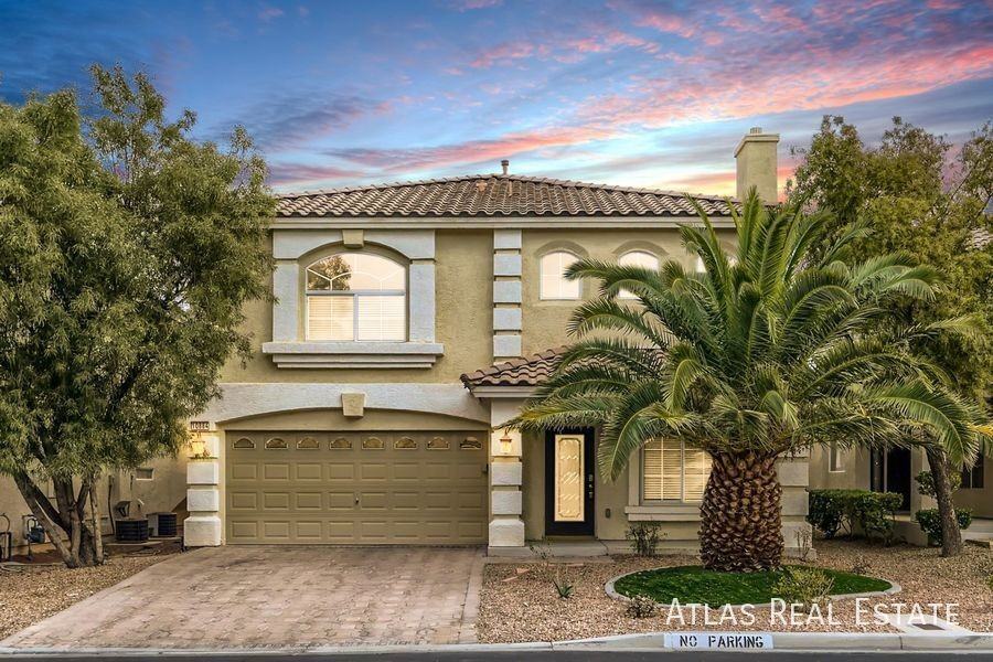 10884 Royal Highlands St - Photo 2 of 40