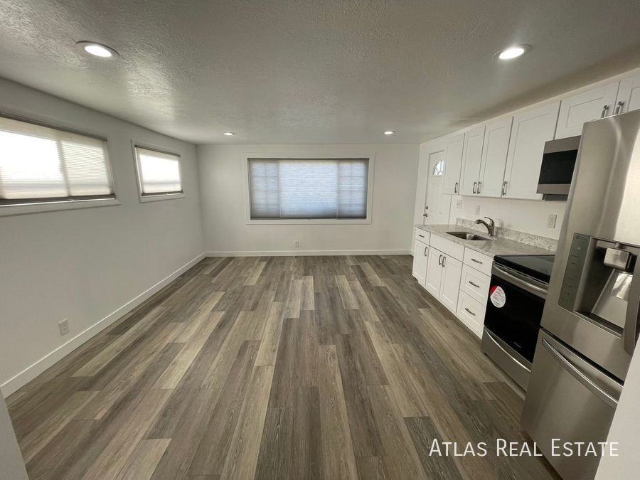 6915 S Brookhill Dr #B - Photo 2 of 17