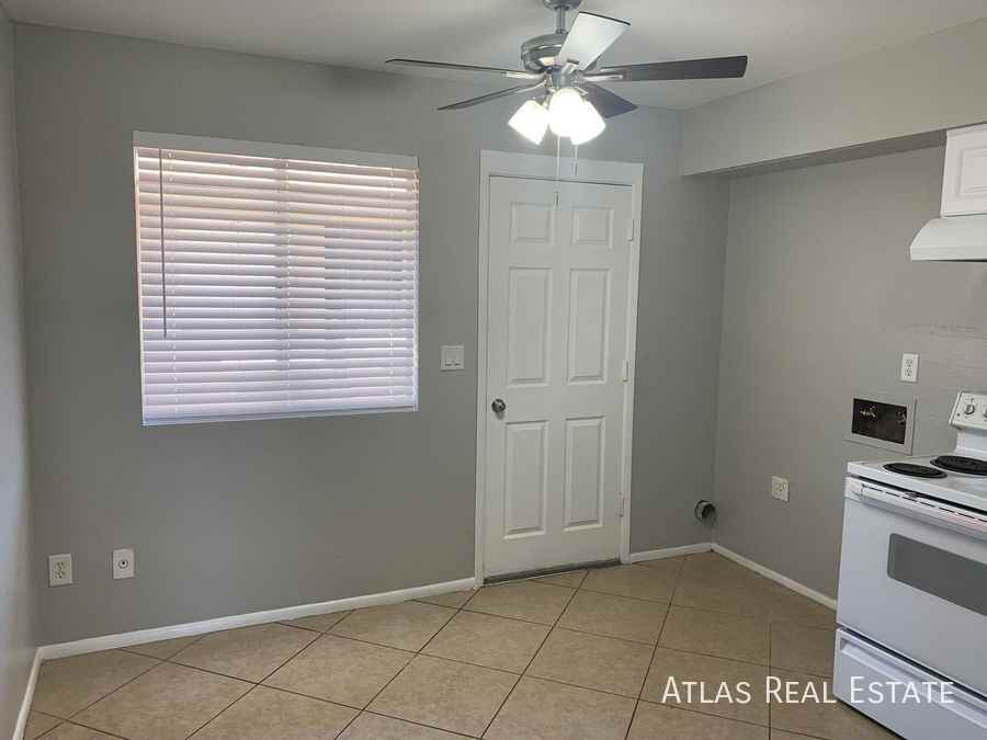 8315 N 61st Ave #03 - Photo 5 of 13