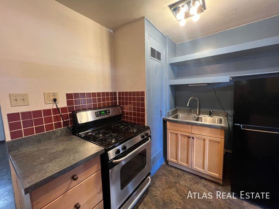 2730 N Martin Ave - Photo 6 of 18