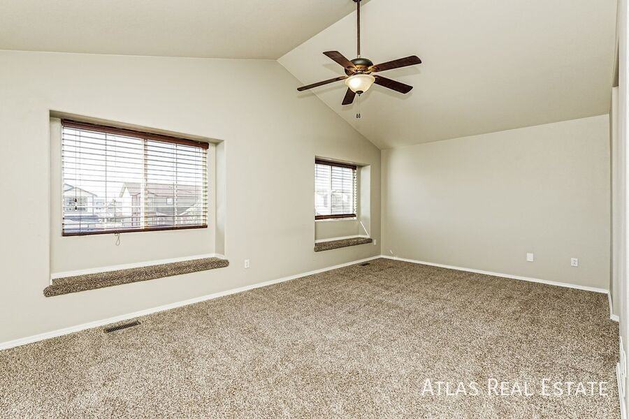 3881 Pronghorn Meadows Cir - Photo 6 of 20